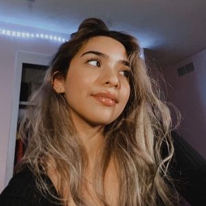 Meet your Posher, Vanessa